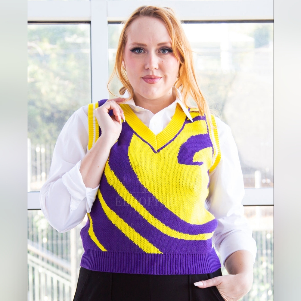 Elhoffer Galactic Artist Sweater Vest New Sabine Ahsoka Rebels